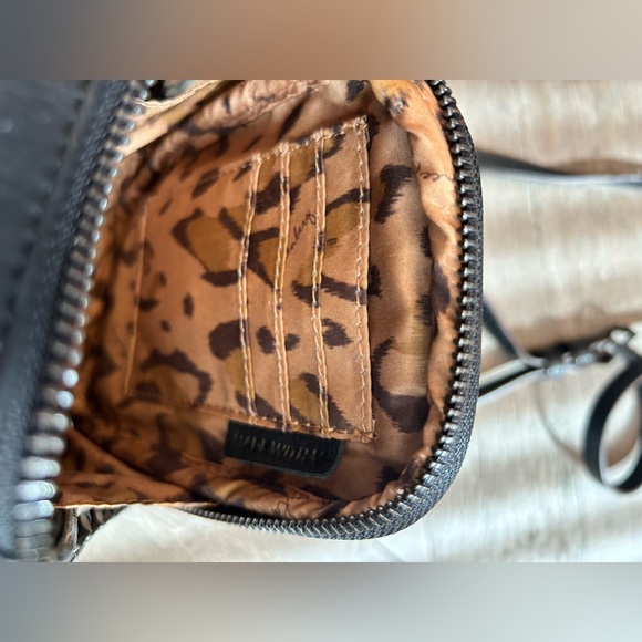 Amee Kestenberg Tamitha Phone Crossbody Purse - Picture 3 of 5